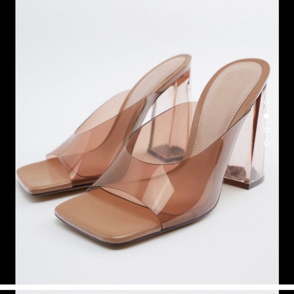 Zara vinyl heel